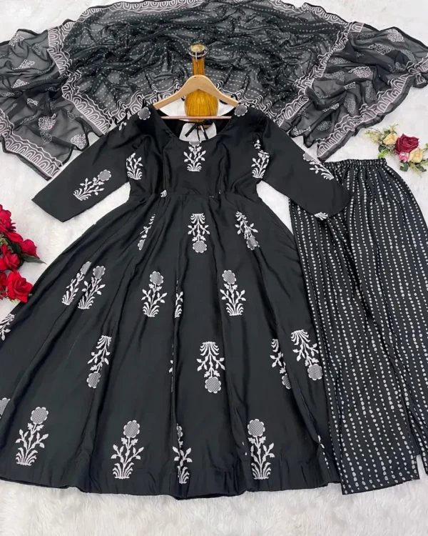 Black White Anarkali Kurti With Pant And Dupatta