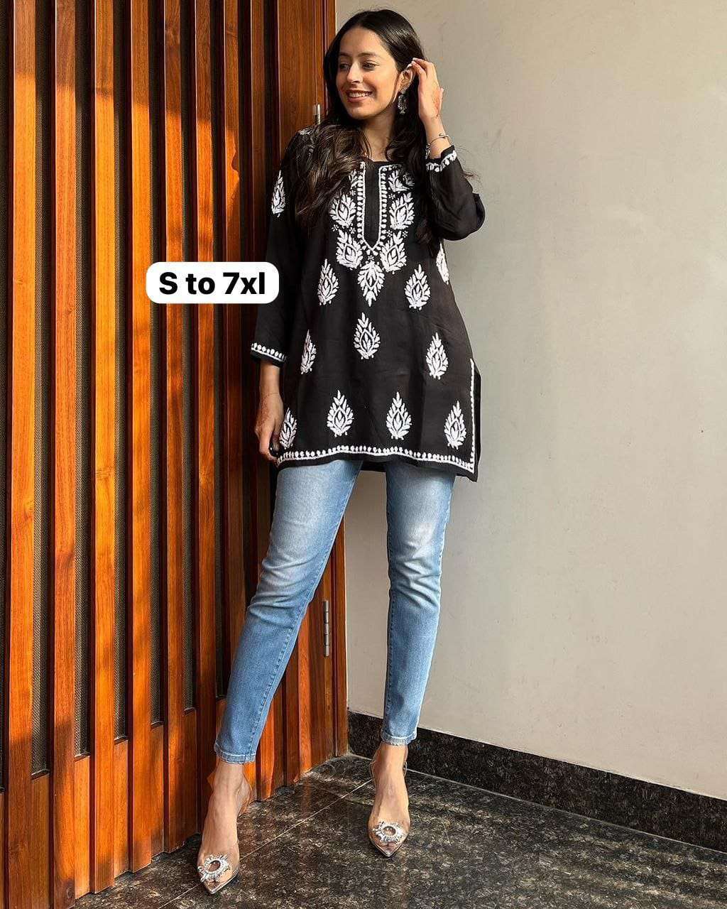 Black chikankari short kuri