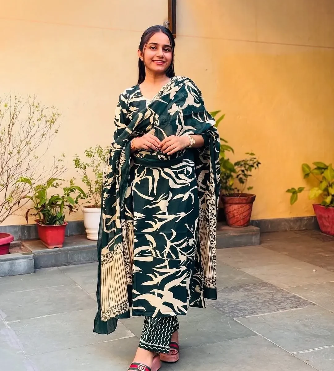 Cotton Dark Green Kurti Pant With Dupatta 1 (3)1