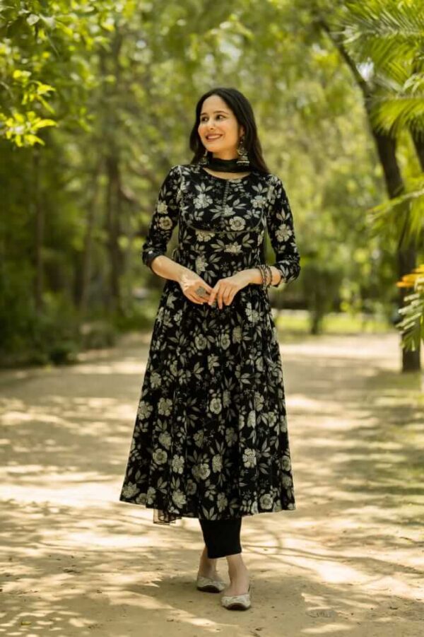 Black White Anarkali Kurti With Pant And Dupatta