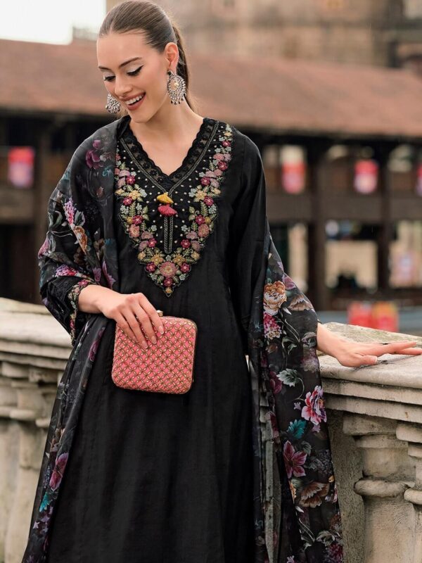 Black Kurti Pant Set With Dupatta