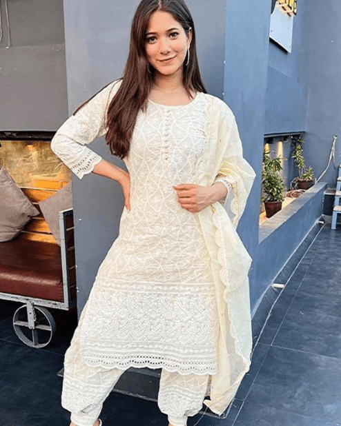 Chikankari Embroidery Kurti Set