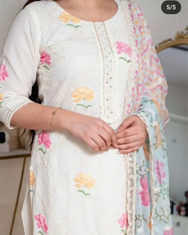 Pakistani Cutwork Kurti Set