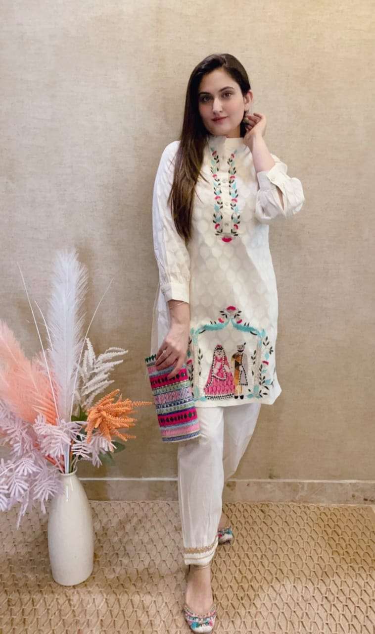 White Floral Print Kurti Pant Set