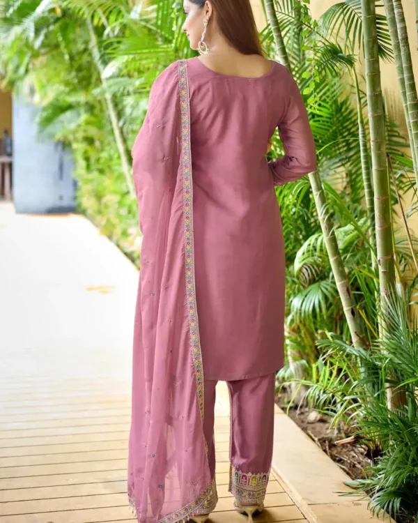 Party Wear Kurti Set With Dupatta Back