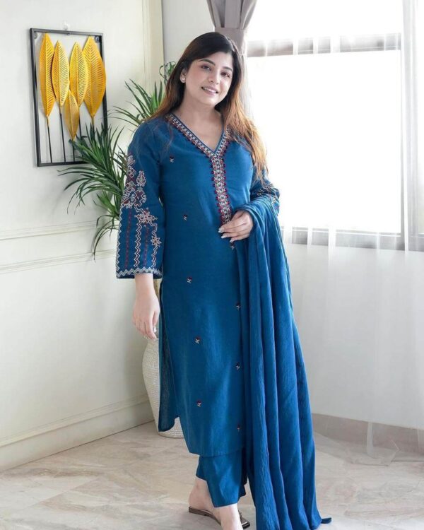 Blue Floral Kurti Pant Dupatta Set