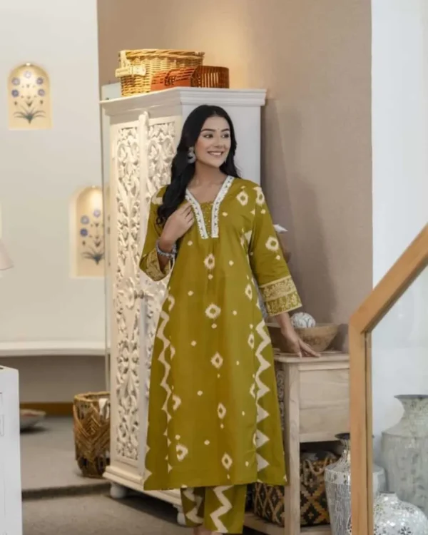Cotton Olive Green Kurti Set​