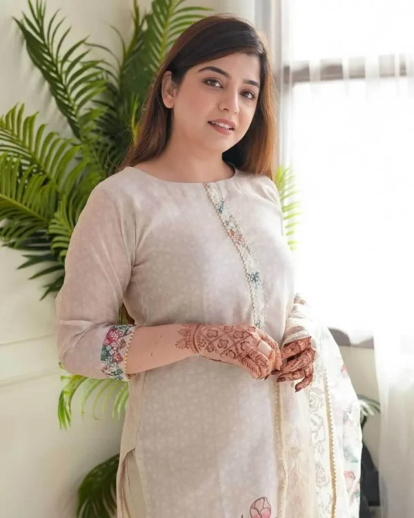 Lilan Suit Set