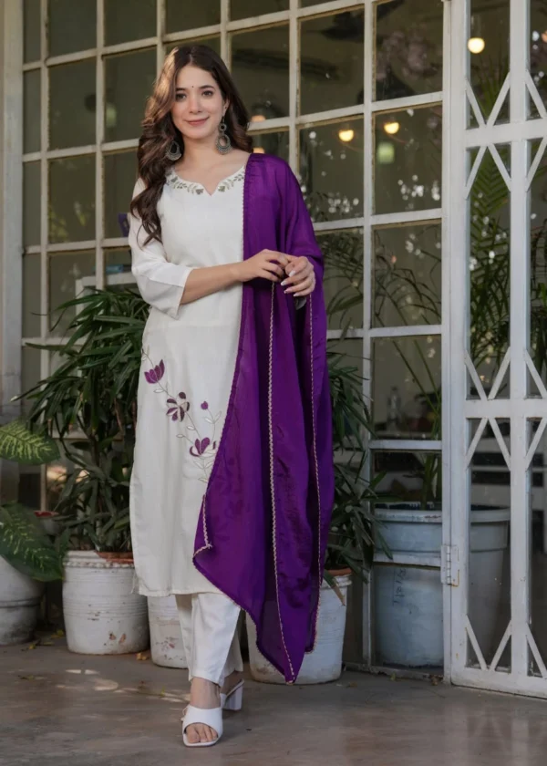 White Rayon Kurti Pant & Dupatta Set