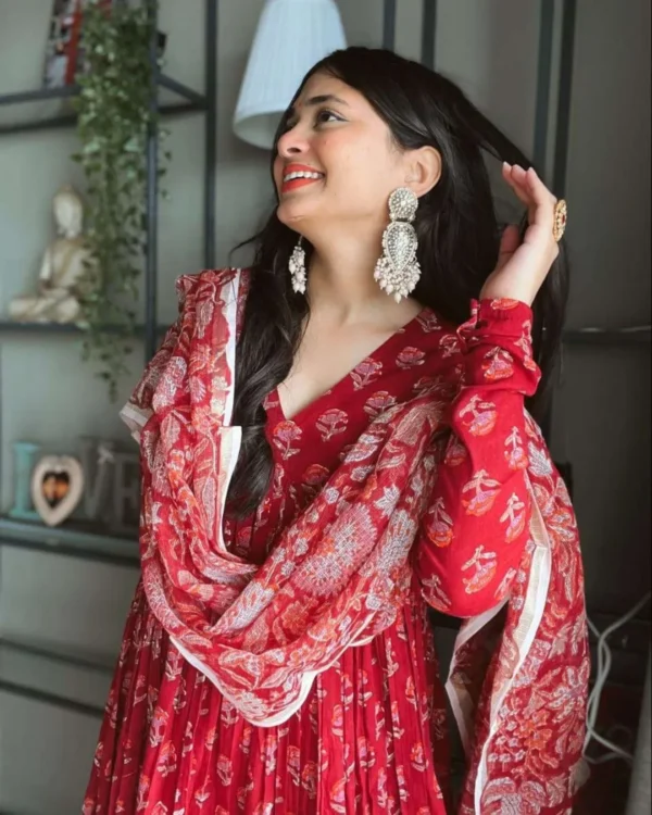 Red Colour Cotton Kurti​ Set