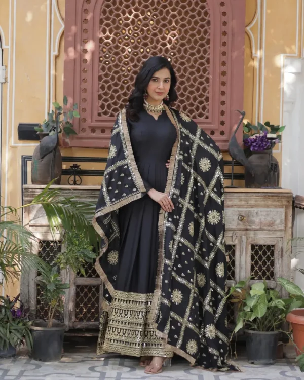 Georgette Black Embroidery Suit Set