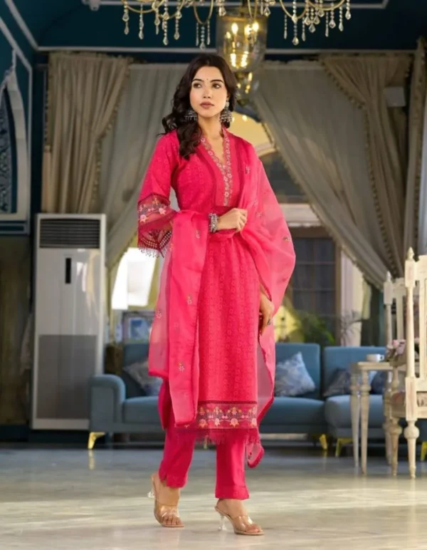 Digital Printed Pakistani Suit Set