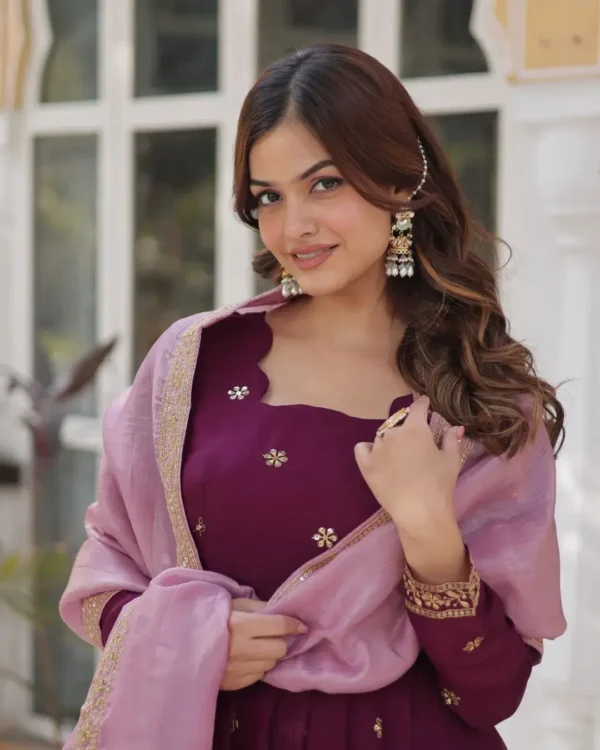 Georgette Anarkali Suit Set Front