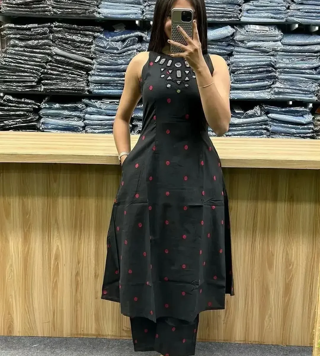 Sleeveless Black Kurti With Palazzo​ Set