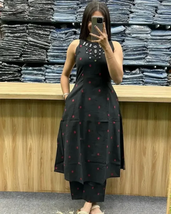 Sleeveless Black Kurti With Palazzo​ Set