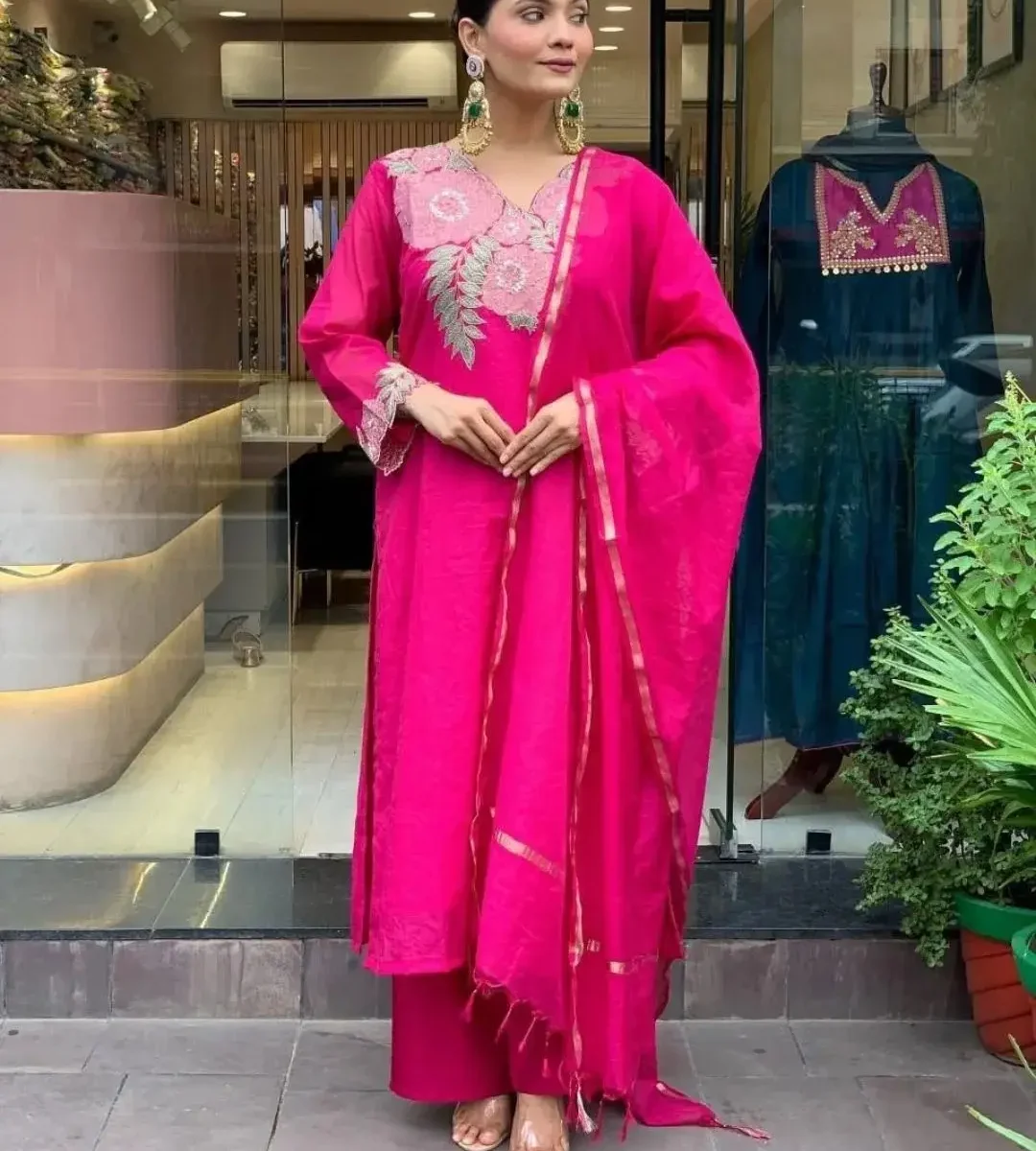Pink Floral Print Kurti Pant With Dupatta