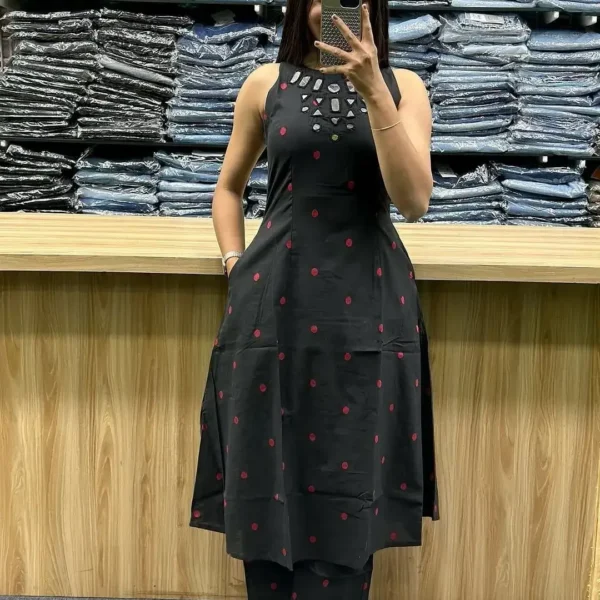 Sleeveless Black Kurti With Palazzo​ Set