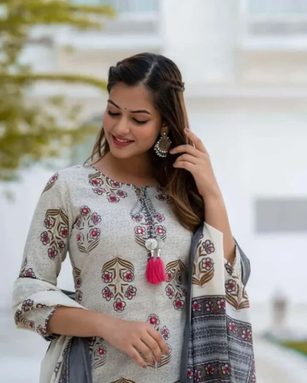 Adda Work White Kurti Pant With Dupatta
