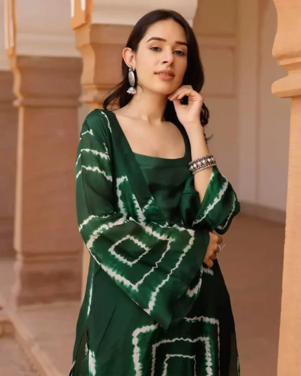 Green Floral Kurti Pant Set​