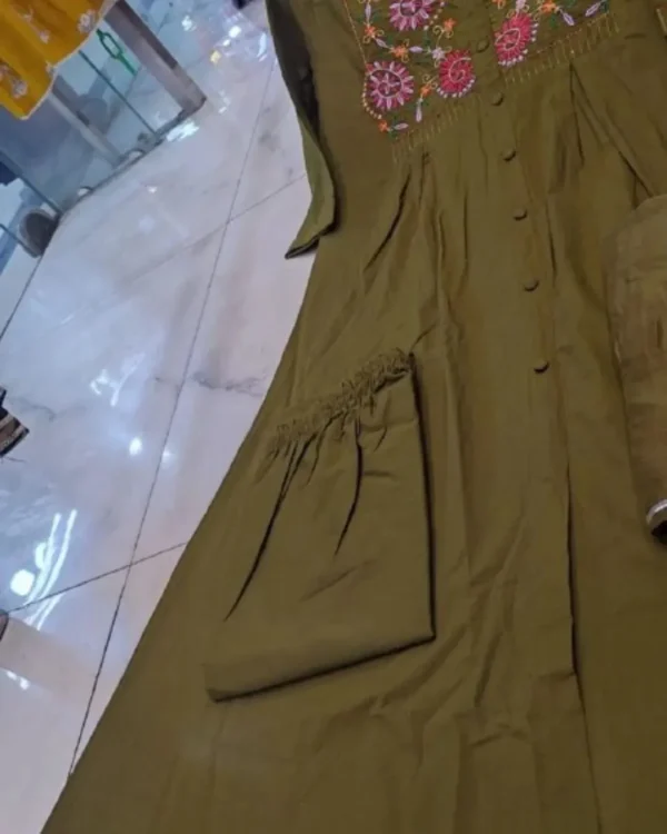 Mehndi Green Kurti Pant With Dupatta