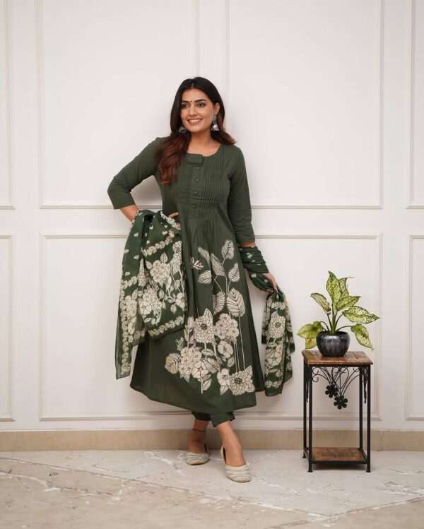 Cotton Dark Green Colour Kurti Pant Set​