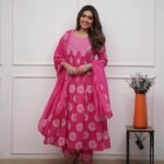 Pink Cotton Kurti Pant With Dupatta Set