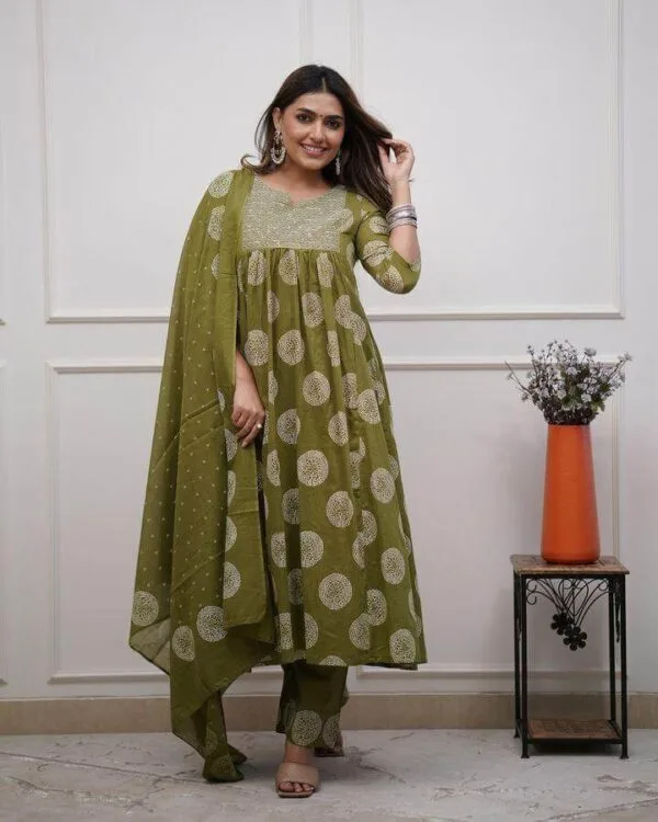 Green Cotton Kurti Pant With Dupatta Set