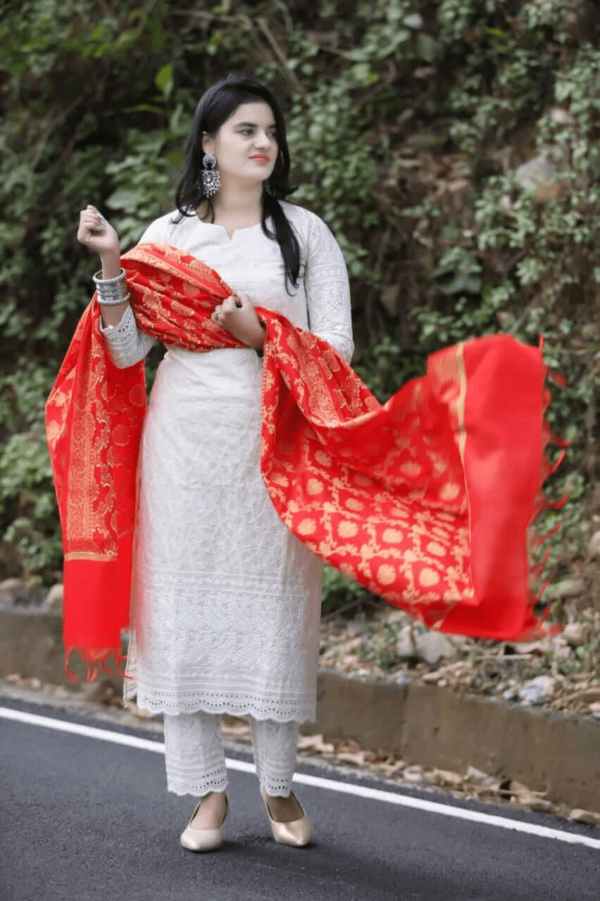 White Kurti Chikankari Pant With Red Dupatta