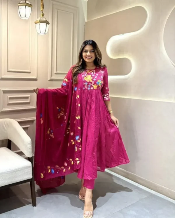 Pink Floral Print Kurti Pant With Dupatta