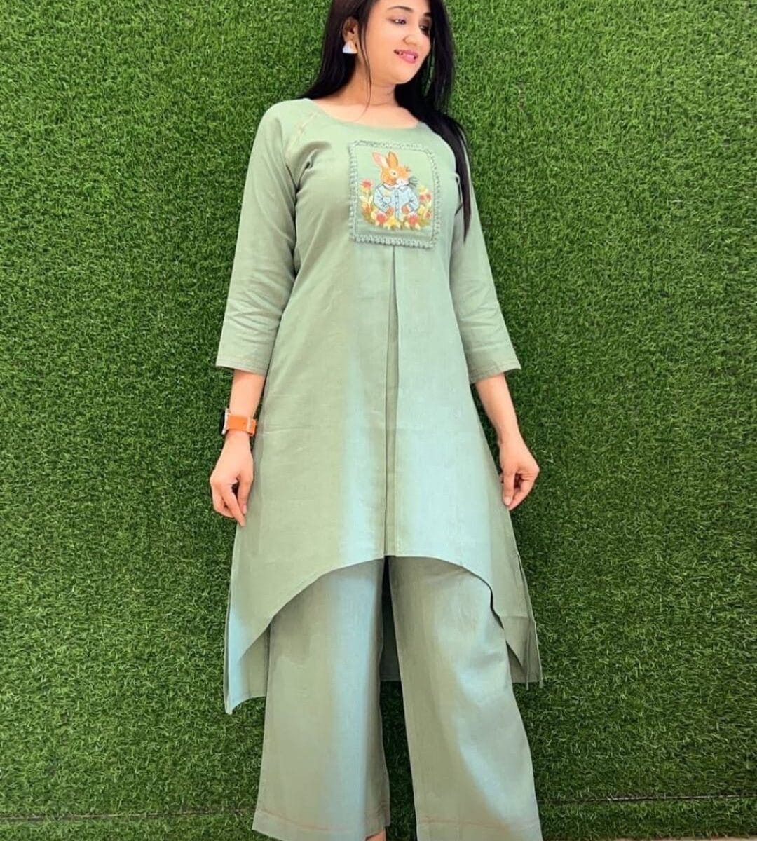 Green Cotton Printed Kurti With Pant Set​