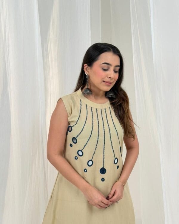 Floral Print Sleeveless Kurti With Palazzo