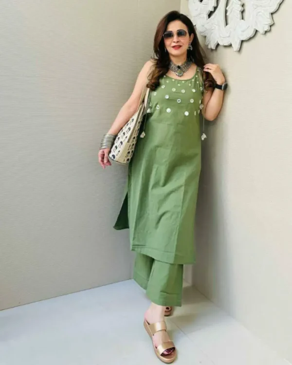 Green Cotton Printed Kurti With Pant Set​