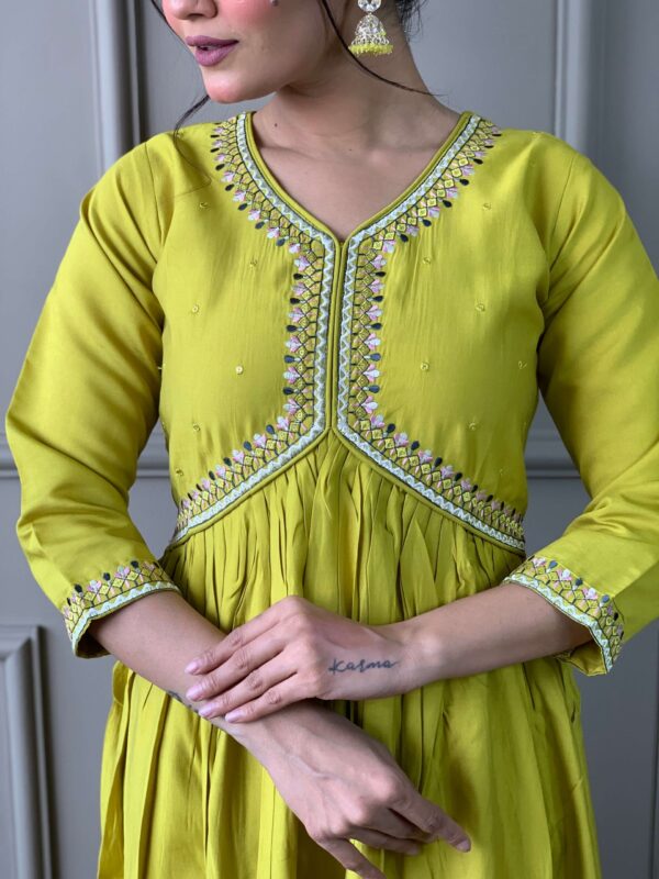 Yellow Chanderi Kurti Pant With Dupatta Set