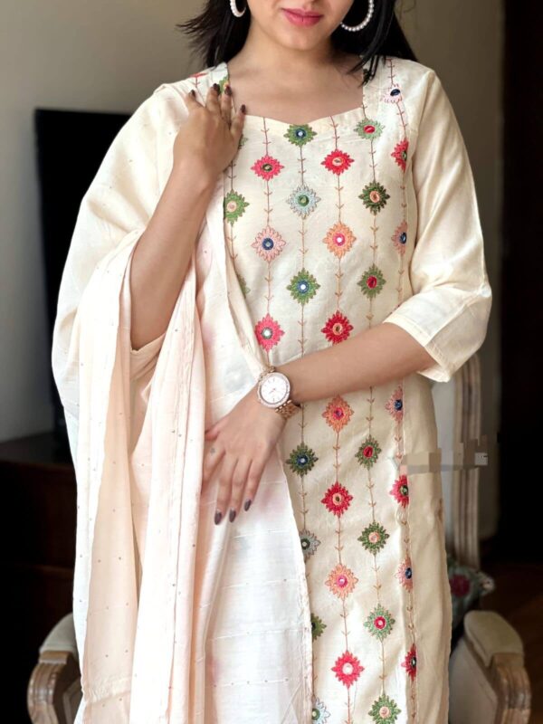 Cotton White Kurti With Dupatta