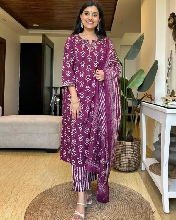 Purple Machine Print Kurti Pant Dupatta Set