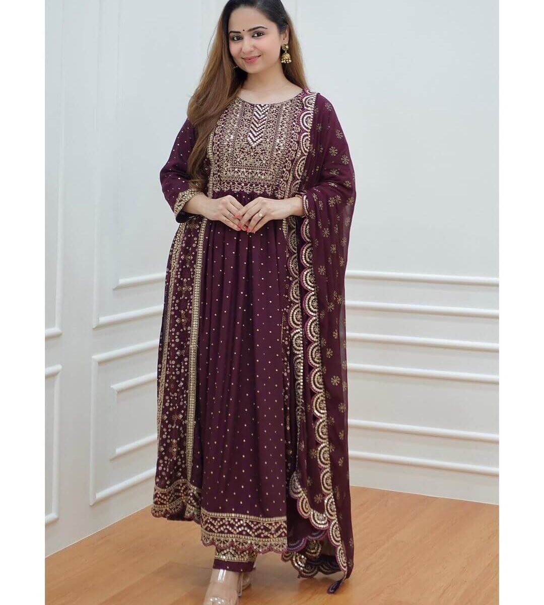 Rayon Naira Cut Kurti Pant Dupatta Set