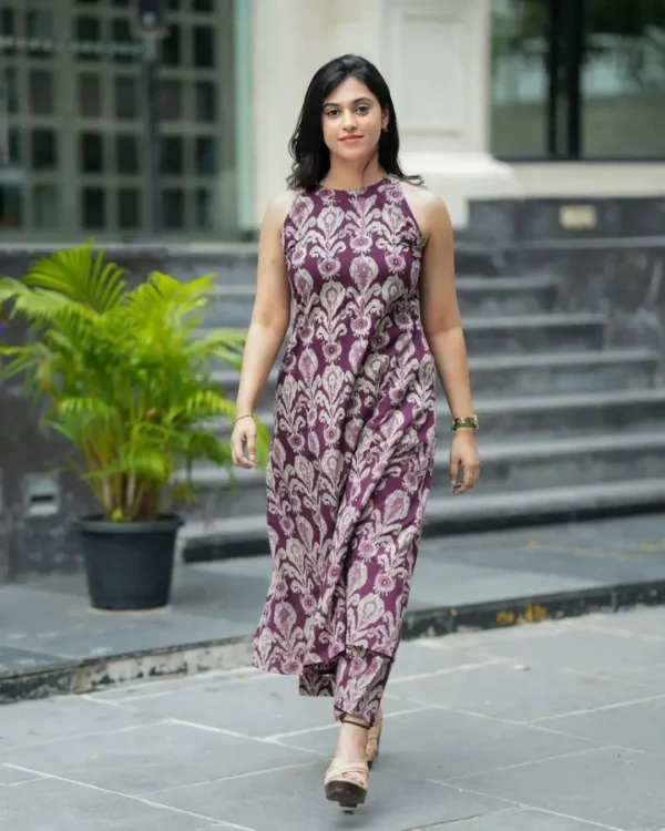 Light Purple Sleeveless Cotton Kurti With Pant