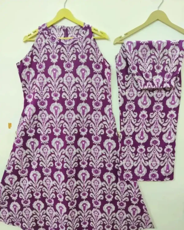 Light Purple Sleeveless Cotton Kurti With Pant Front