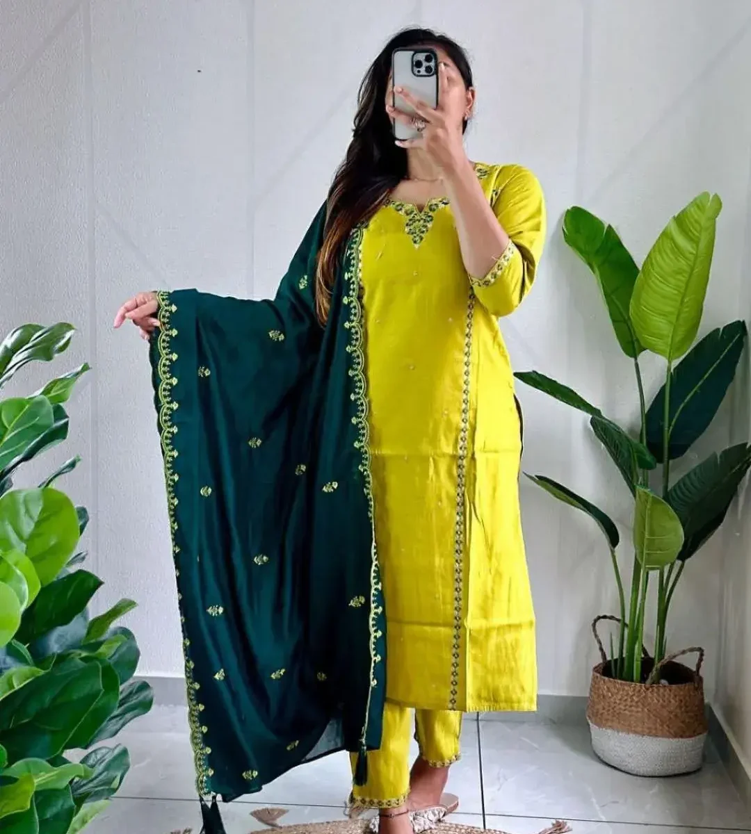 Peacock Green Kurti Pant With Dupatta​