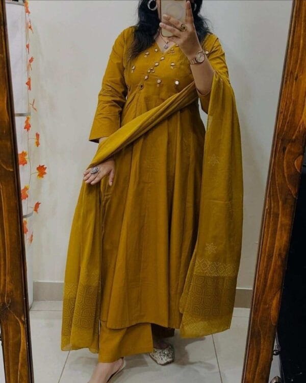 Yellow Printed Kurti Pant With Dupatta​