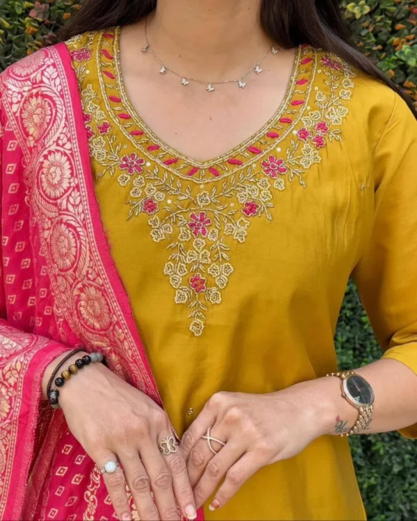 Yellow silk suit (2)