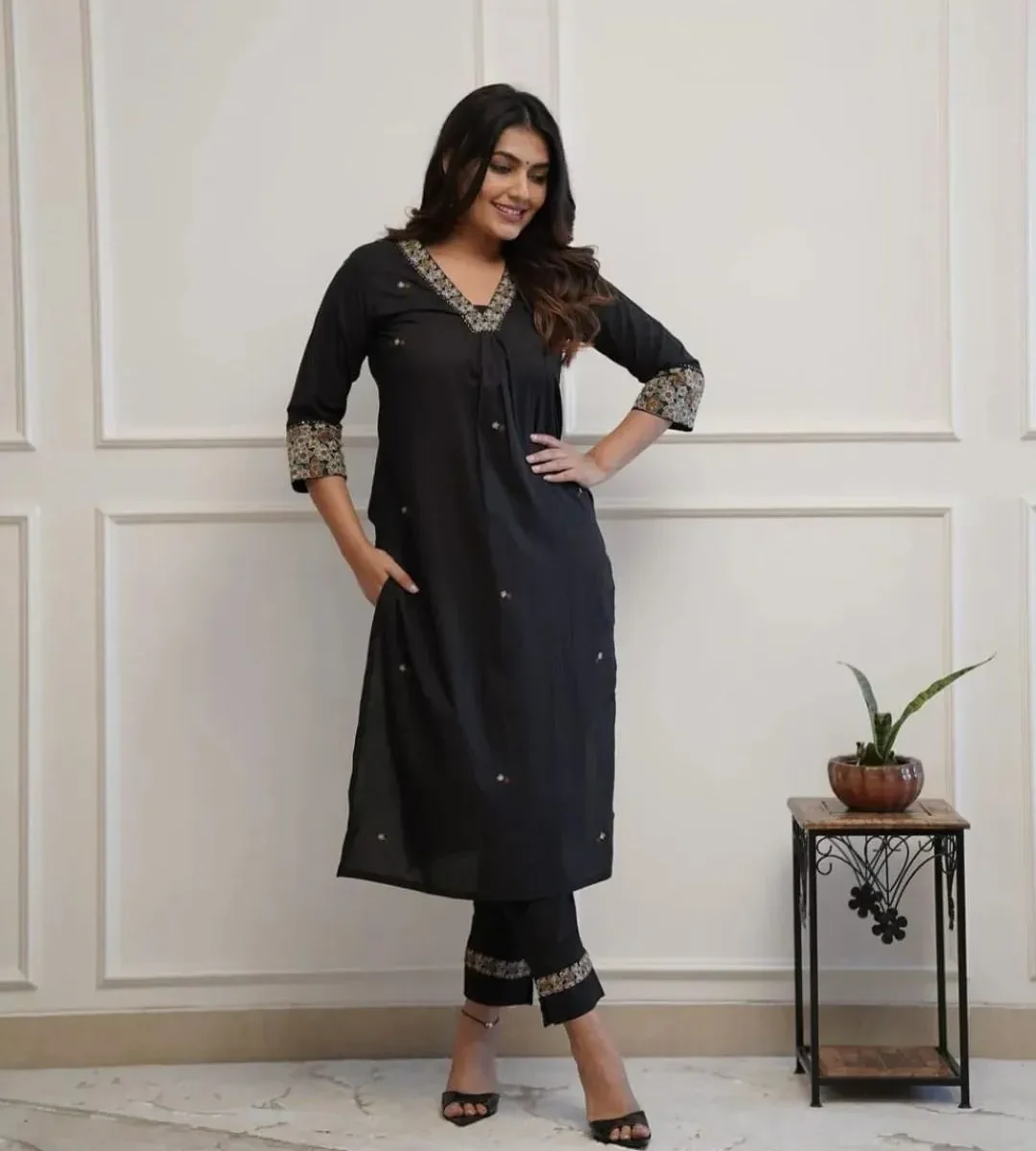 Black Daily Office Wear Kurti Pant