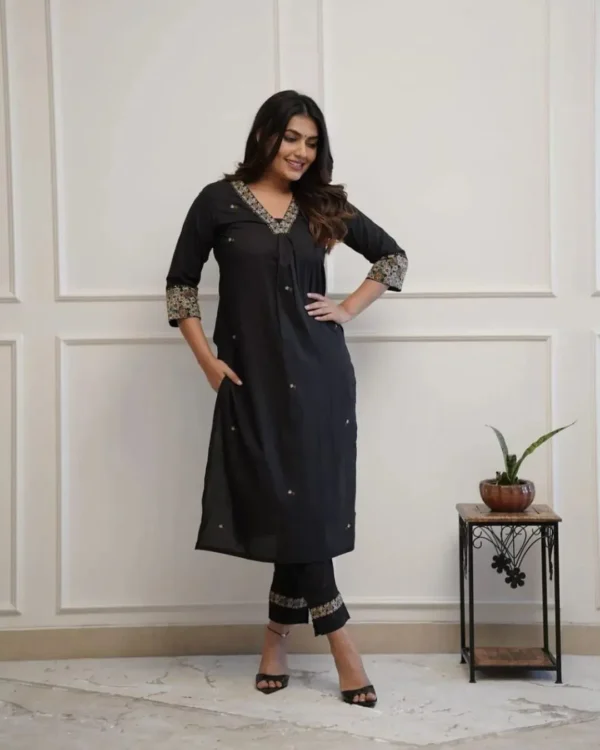 Black Daily Office Wear Kurti Pant