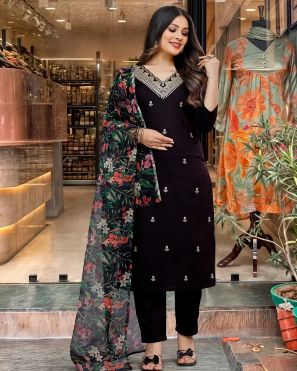 Black Viscose Slub Suits Set