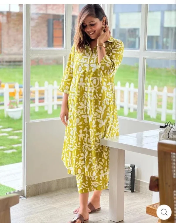 Floral Printed Yellow Kurti Pant Set