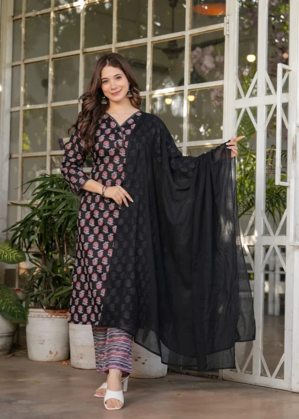 Black Printed Cotton Suits Set