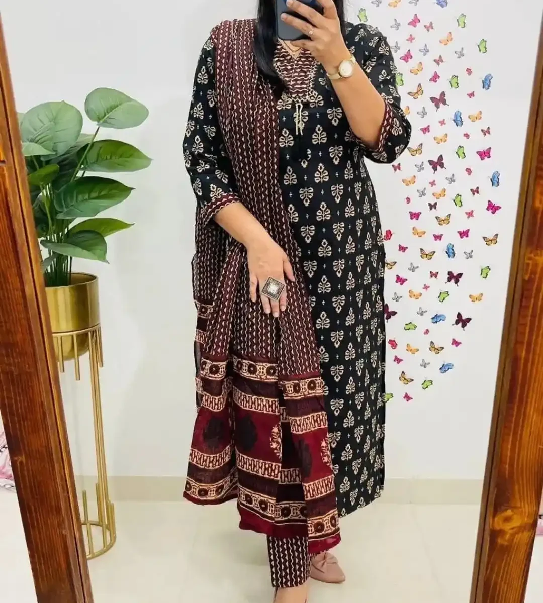 Black Cotton Printed Suit Set