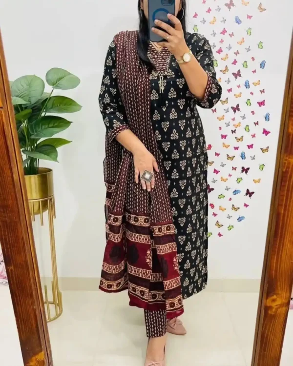 Black Cotton Printed Suit Set