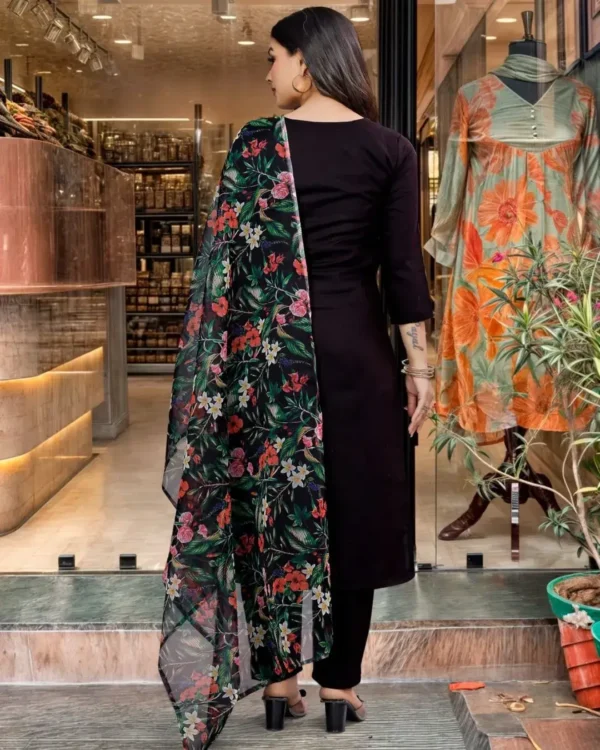 Black Viscose Slub Suits Set