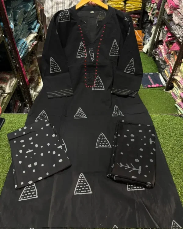 A-Line Black Cotton Suit Set 1